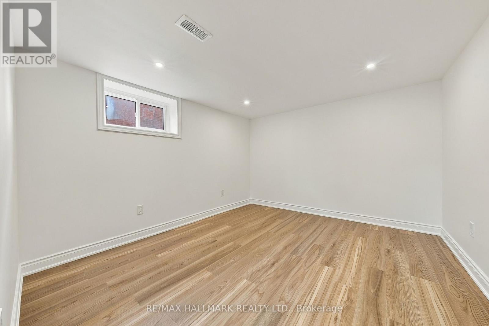 206 Warren Avenue, Hamilton, ON photo 17