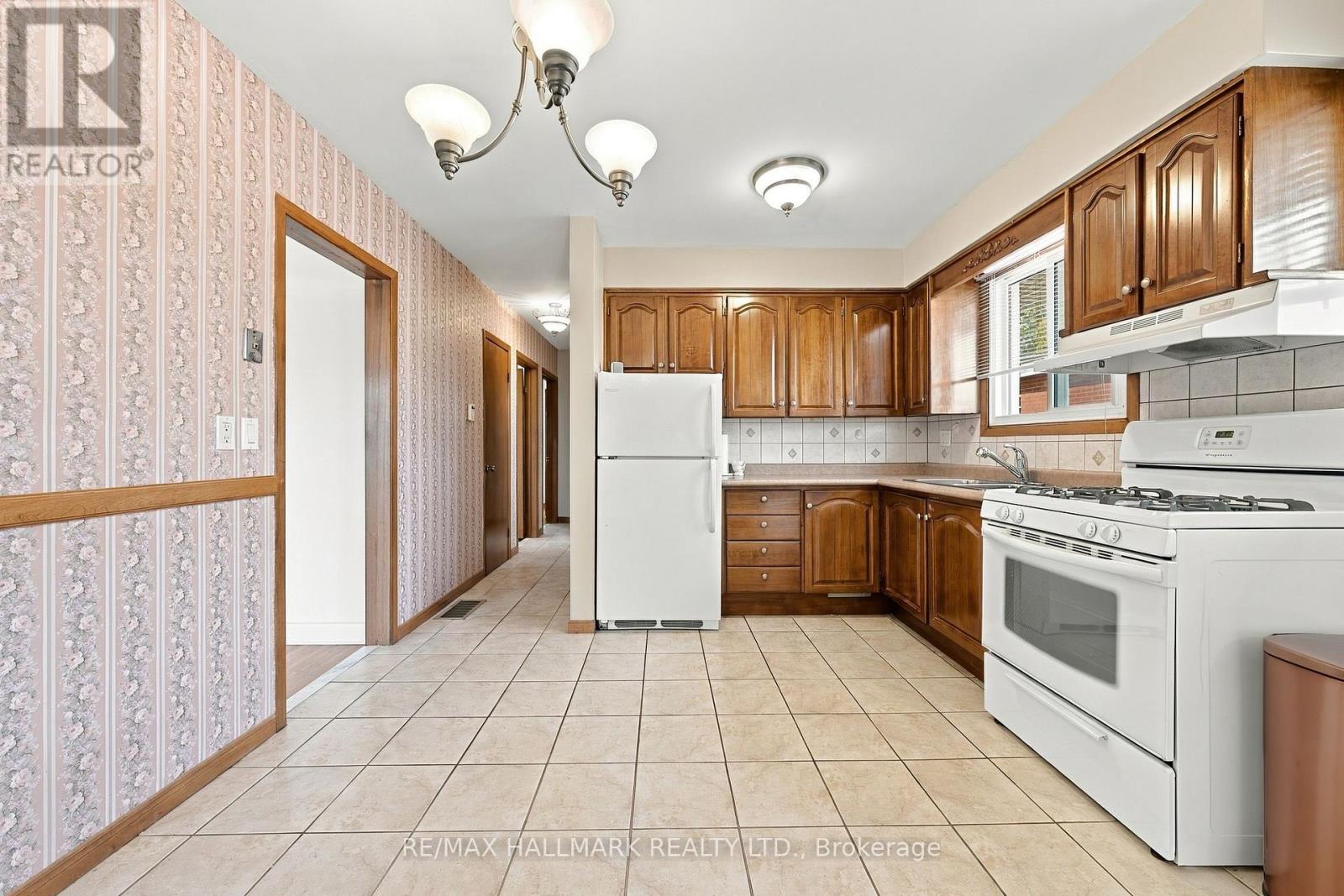 206 Warren Avenue, Hamilton, ON photo 7