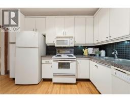 Great room - 16 Alexander Street, Hamilton, ON L8P2A9 Photo 8