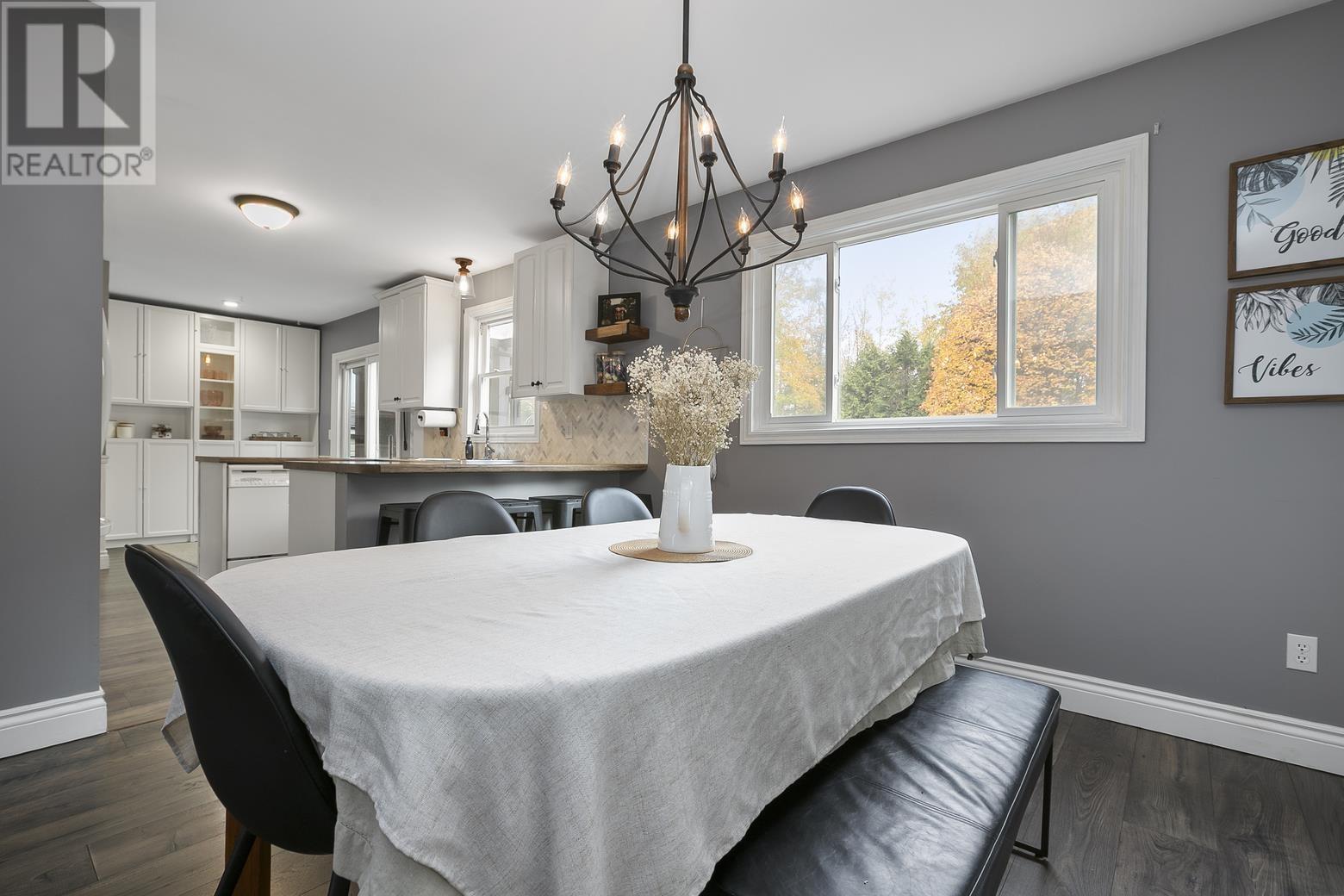 136 Glen AVE - 22