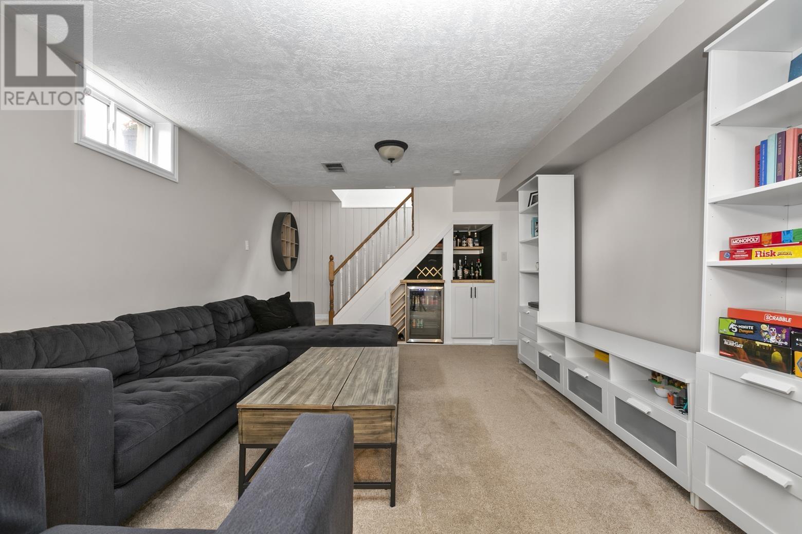 136 Glen AVE - 41