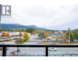 303 875 Gibsons Way, Gibsons, BC V0N1V7 Photo 11