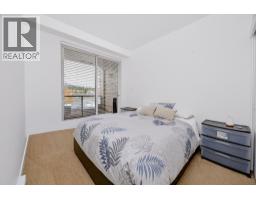 303 875 Gibsons Way, Gibsons, BC V0N1V7 Photo 12