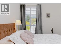 303 875 Gibsons Way, Gibsons, BC V0N1V7 Photo 18