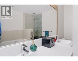 303 875 Gibsons Way, Gibsons, BC V0N1V7 Photo 21