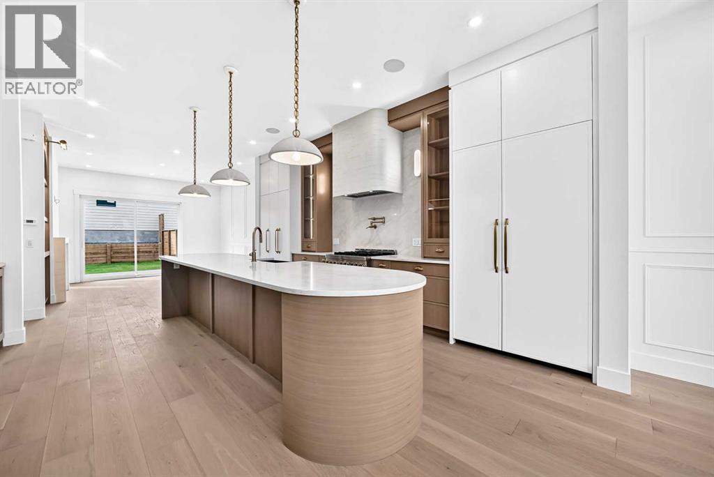 2539 19 Street SW, Calgary — photo 4