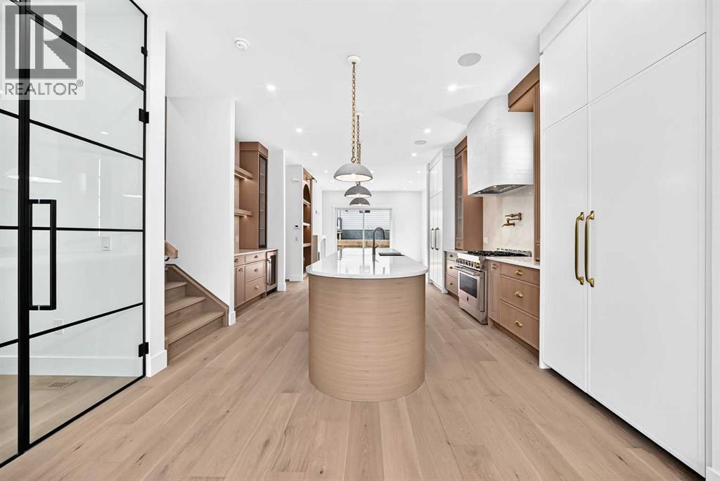 2539 19 Street SW, Calgary — photo 5