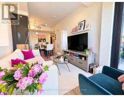 606 - 840 St Clair Avenue W, Toronto, ON M6C1C1 Photo 10