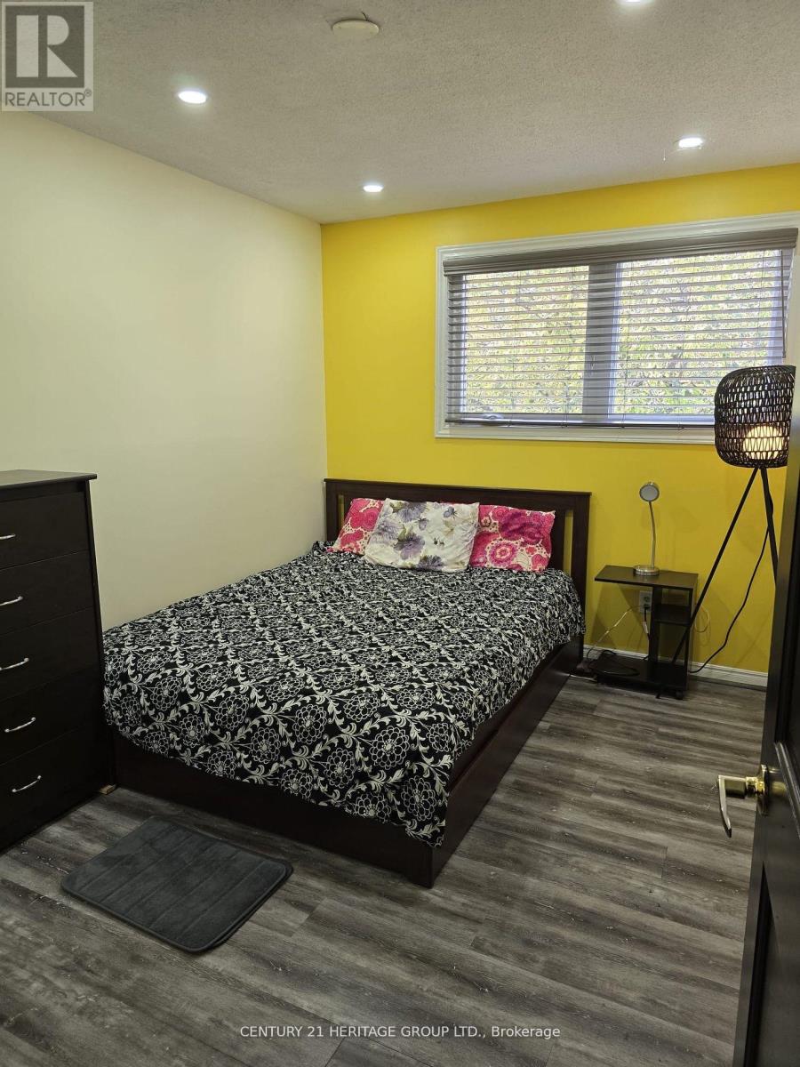 Main- 142 Hialeah Crescent, Whitby, ON photo 12