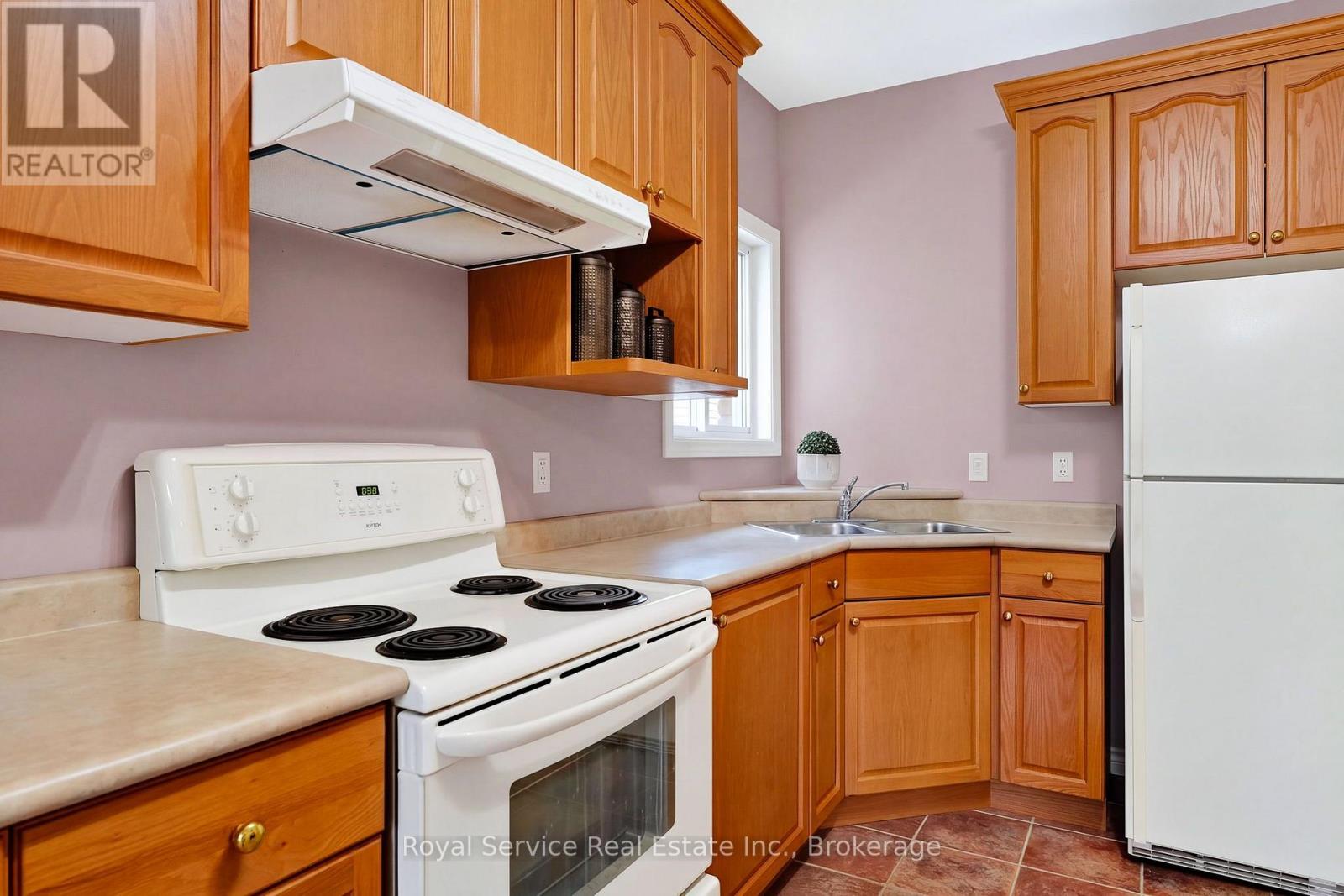 38 Finch Drive, Belleville, ON photo 42