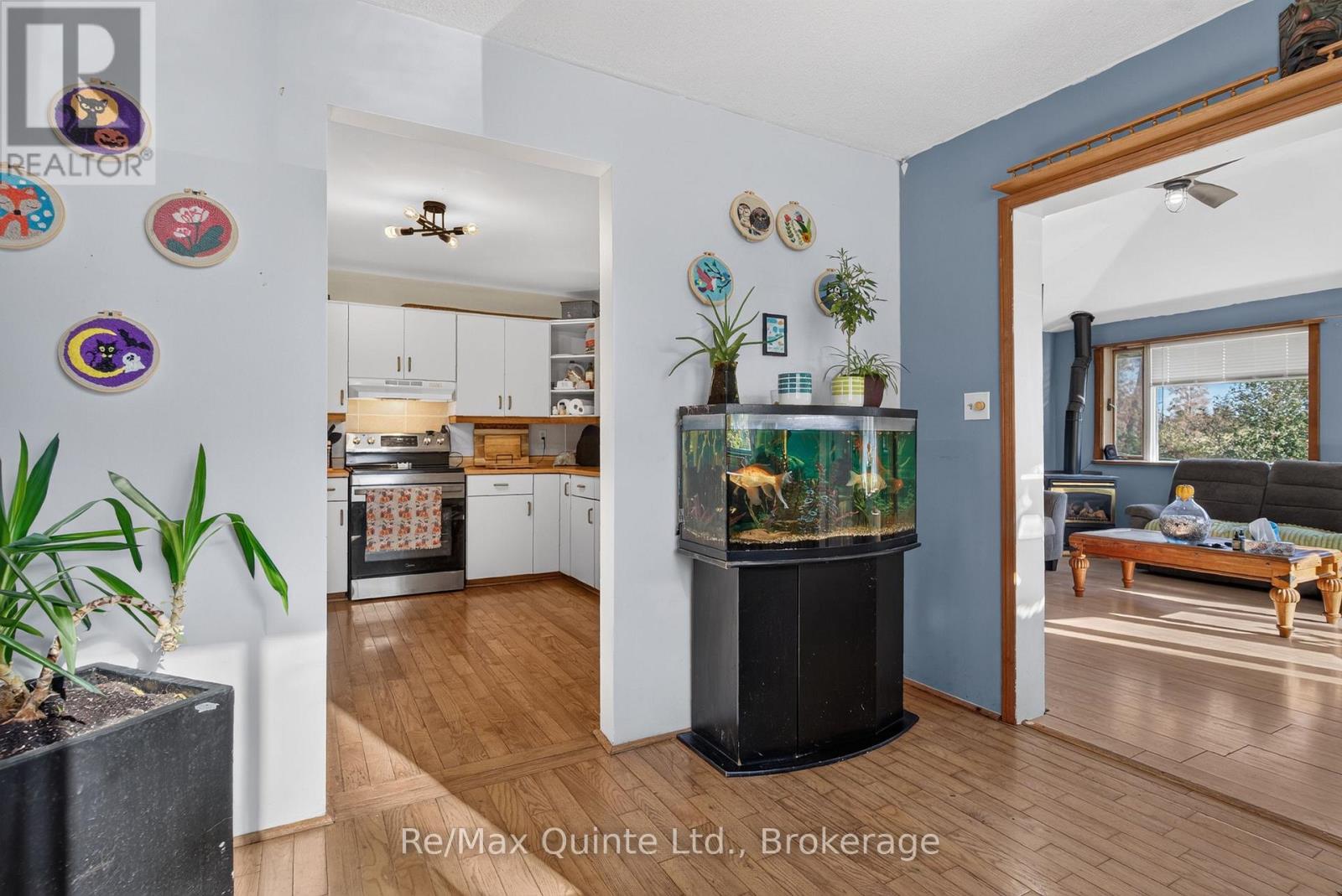 174 Chatterton Valley Crescent, Quinte West, ON photo 12