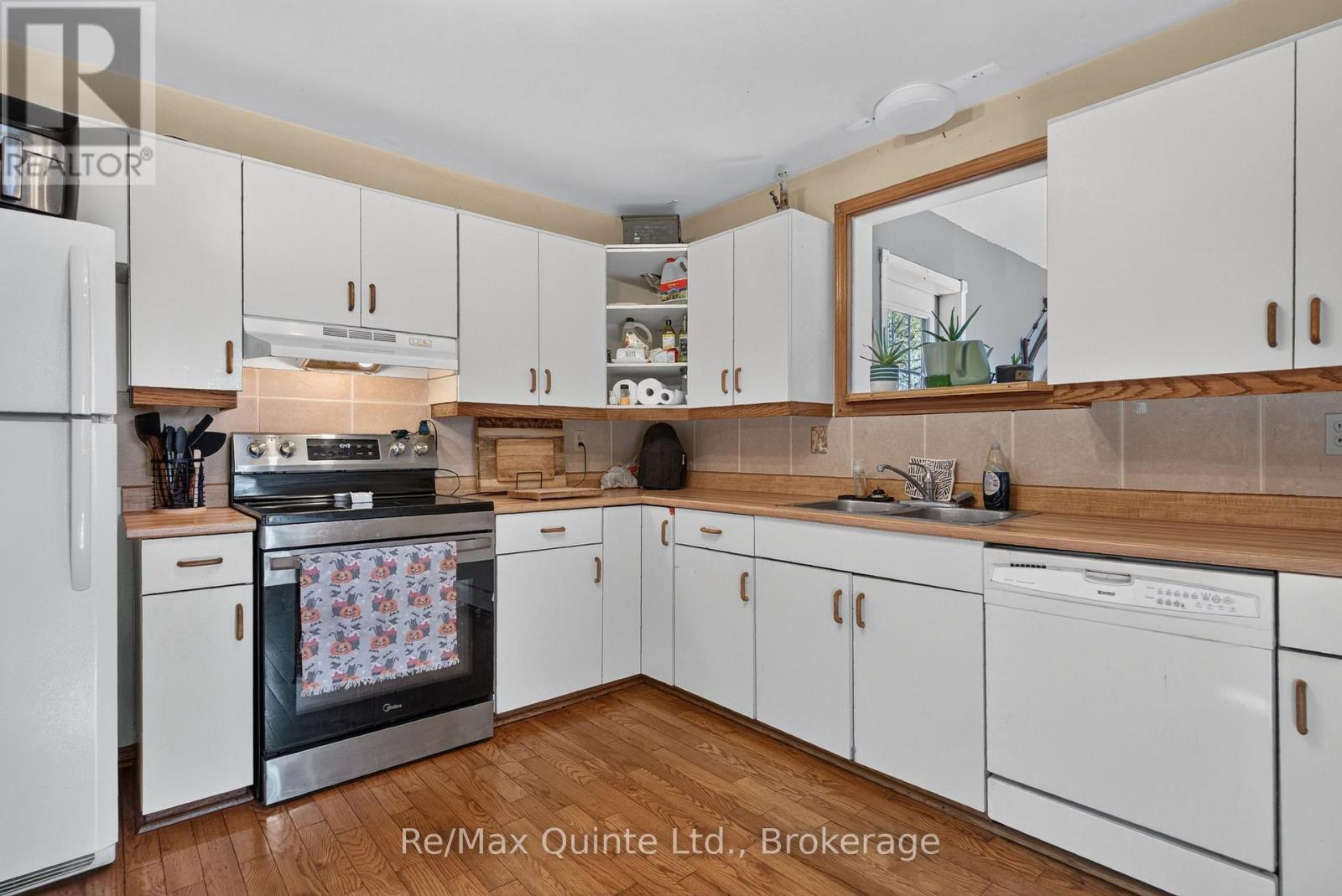 174 Chatterton Valley Crescent, Quinte West, ON photo 15