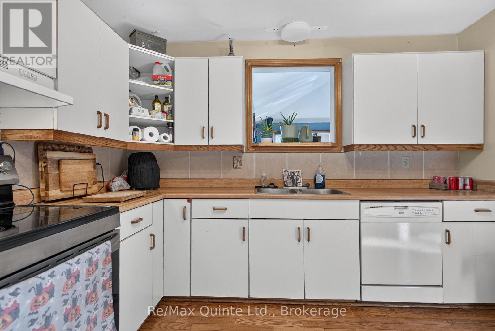 174 Chatterton Valley Crescent, Quinte West, ON photo 16