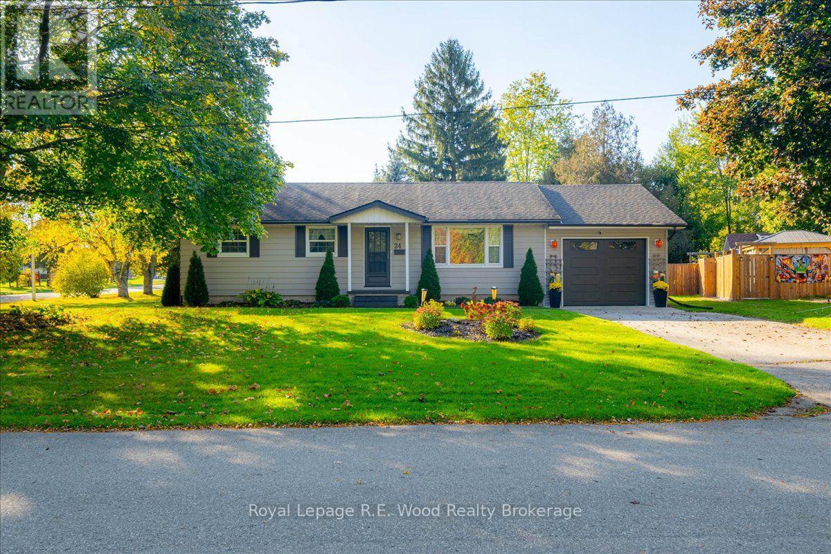 24 Parkdale Avenue, photo 1 of 48