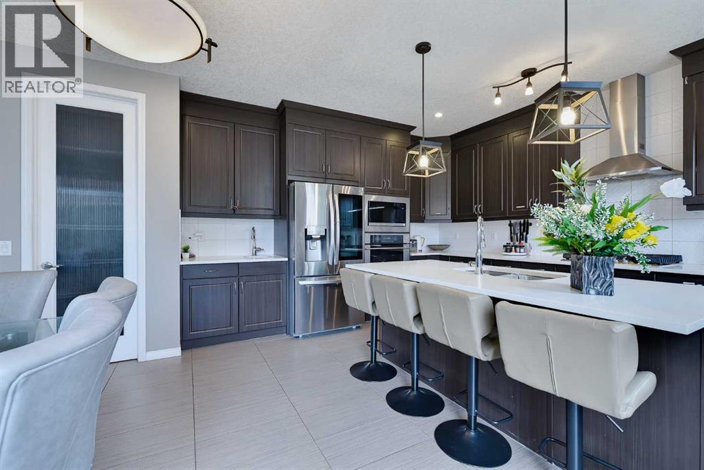 212 Lakepointe Drive, photo 12 of 45