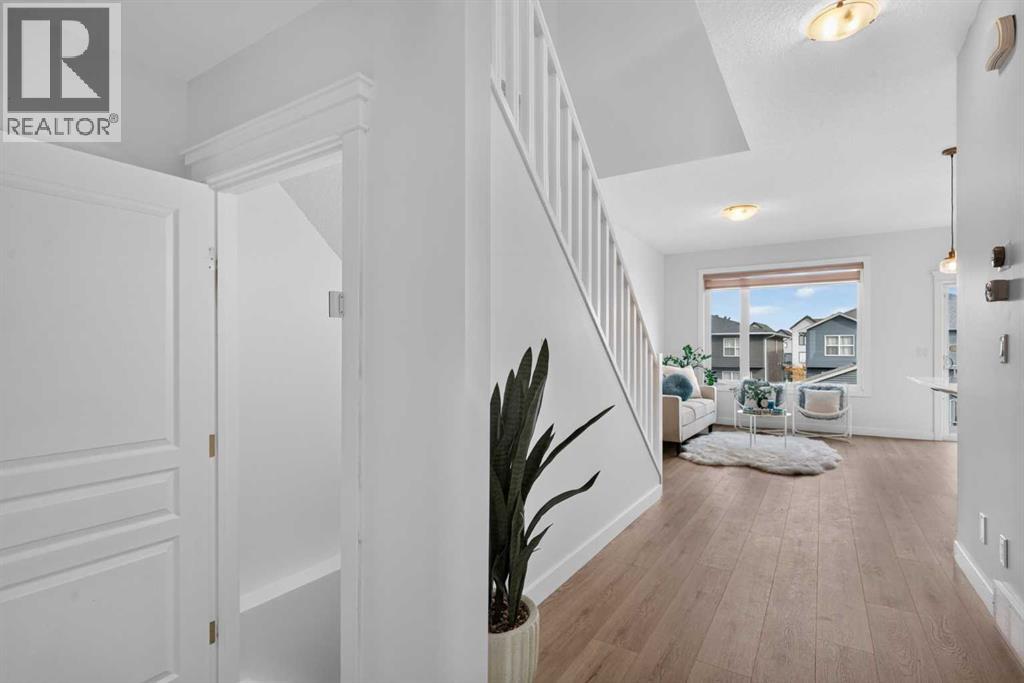 39 Evanscrest Way NW, photo 3 of 49