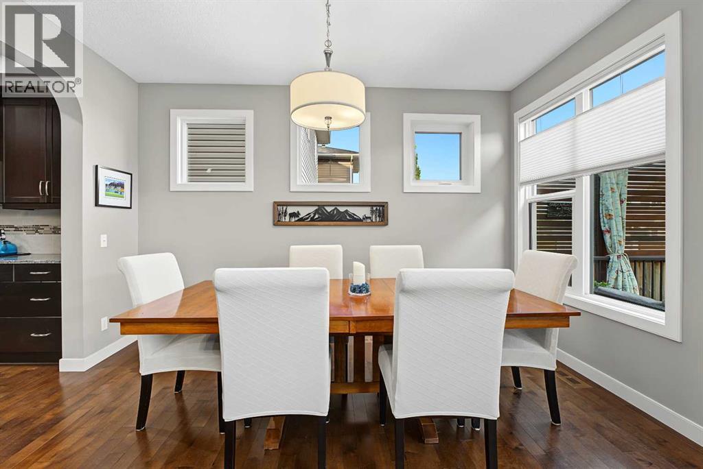 371 Evanspark Gardens NW, photo 16 of 42