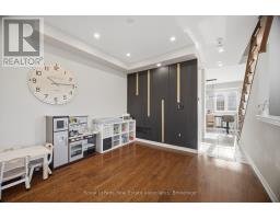 1451 Granrock Crescent, Mississauga, ON L5V0E1 Photo 8