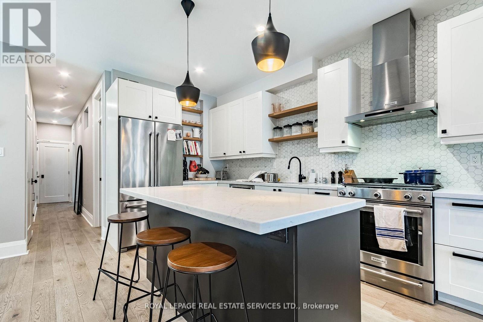 238 Garden Avenue, Toronto, ON photo 23