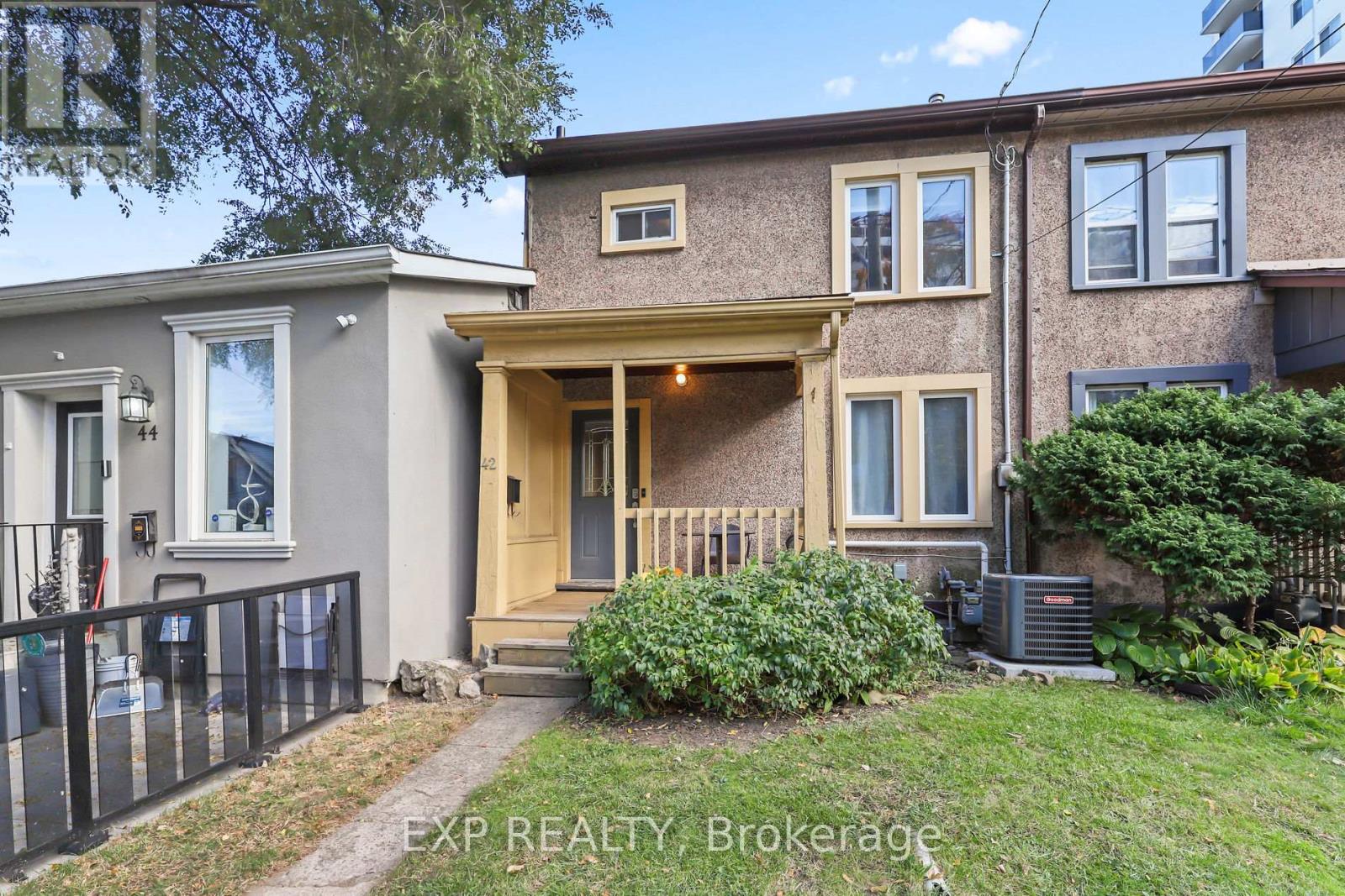 Photo of 42 Hess Street