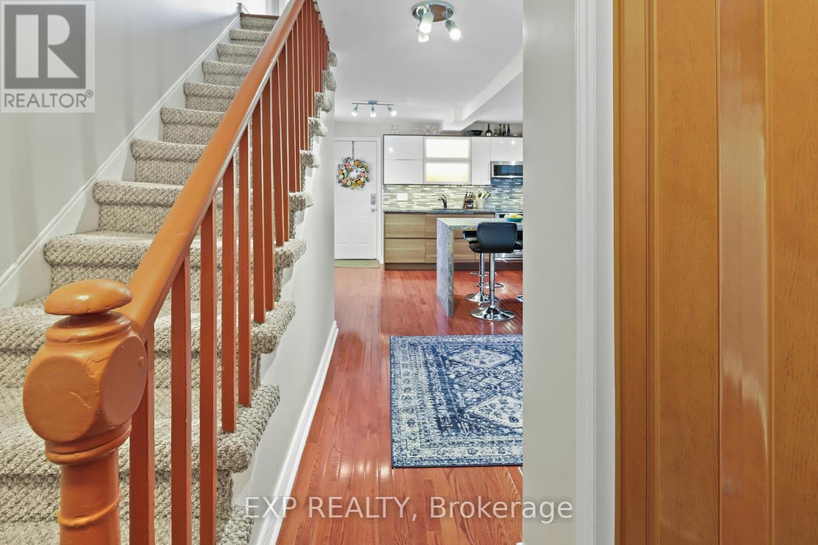 42 Hess Street North, Hamilton, ON photo 12