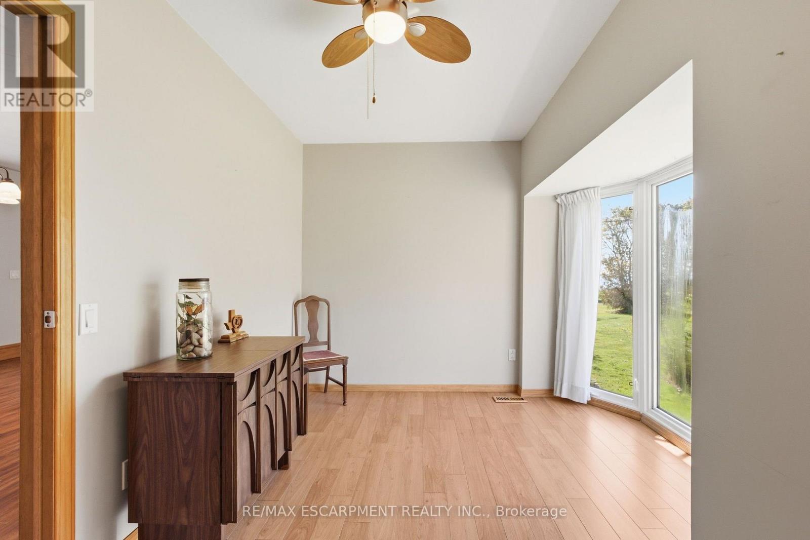 1022 Lakeshore Road, Haldimand, ON photo 30