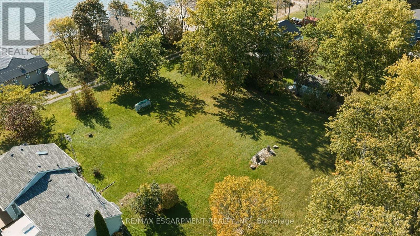 1022 Lakeshore Road, Haldimand, ON photo 37