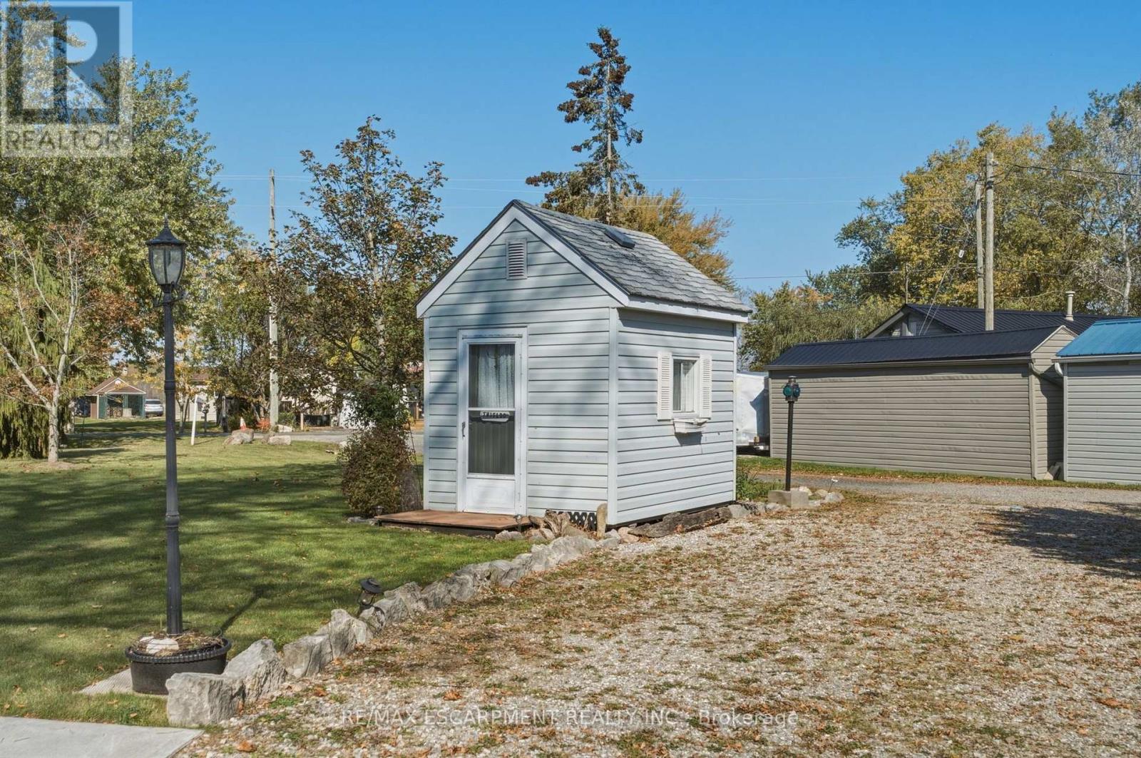 1022 Lakeshore Road, Haldimand, ON photo 38