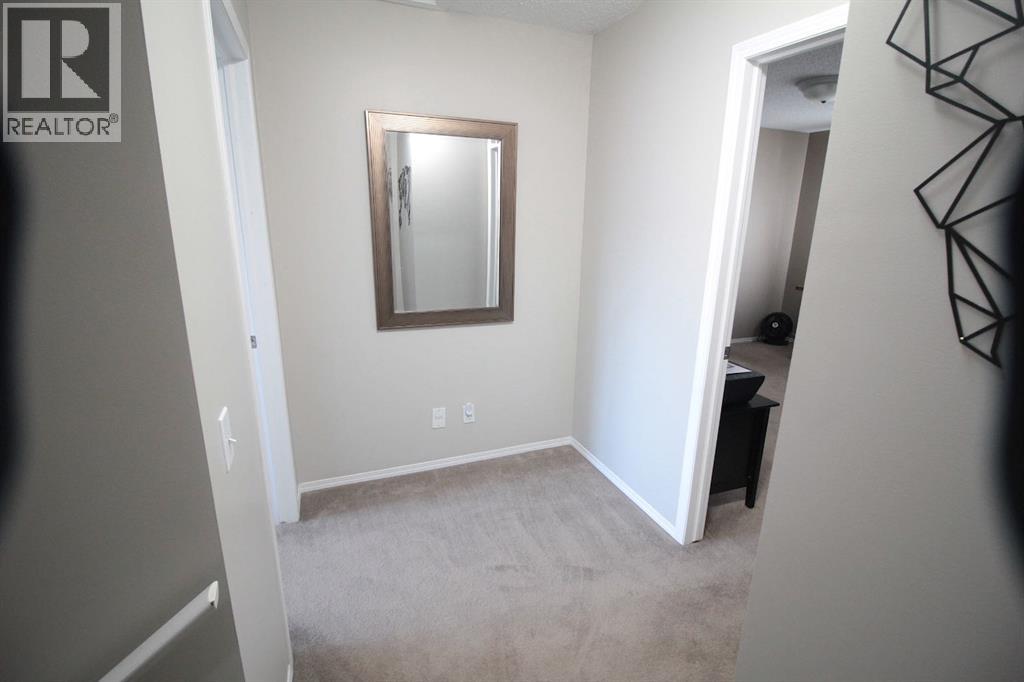 Upper landing