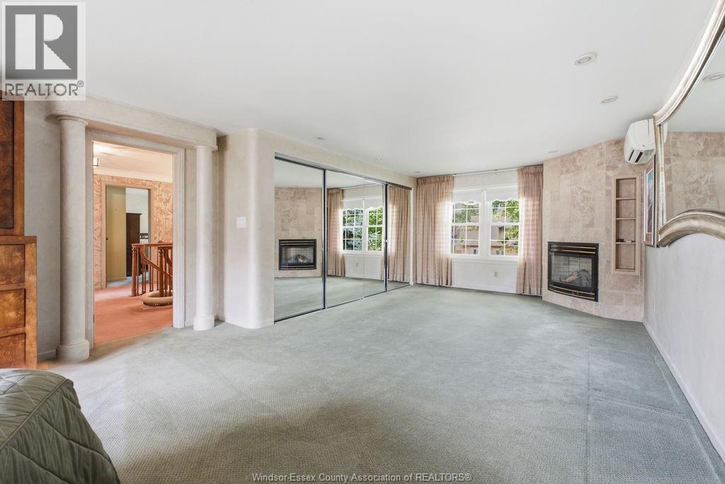 3590 HUNTINGTON AVENUE - 25
