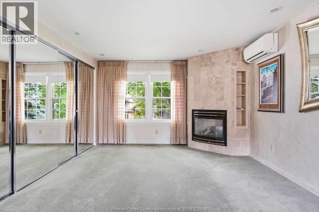 3590 HUNTINGTON AVENUE - 26