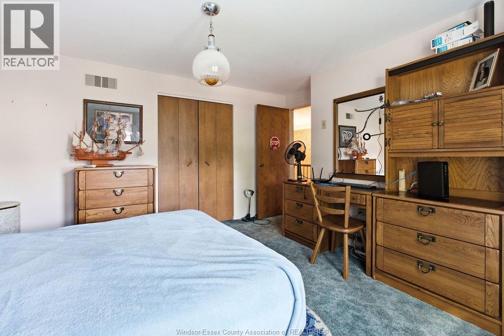 3590 HUNTINGTON AVENUE - 31