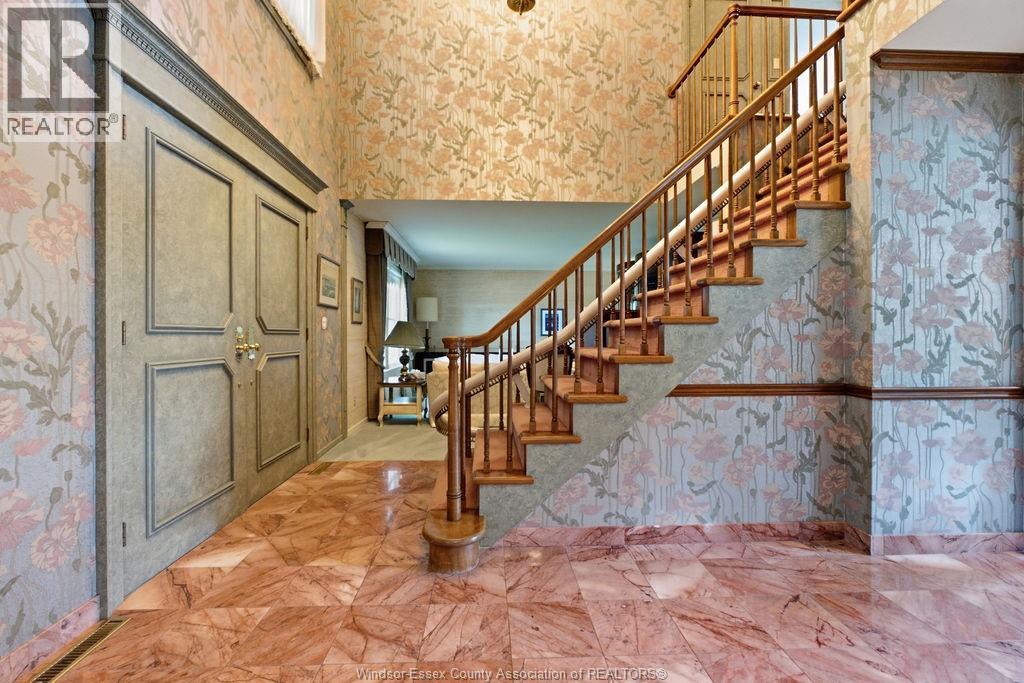 3590 HUNTINGTON AVENUE, Windsor — photo 6