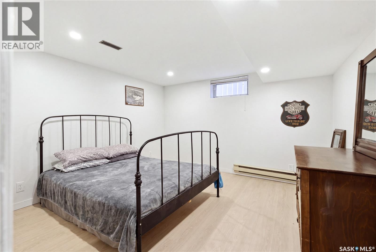 2258 Newis BAY E, Regina — photo 31