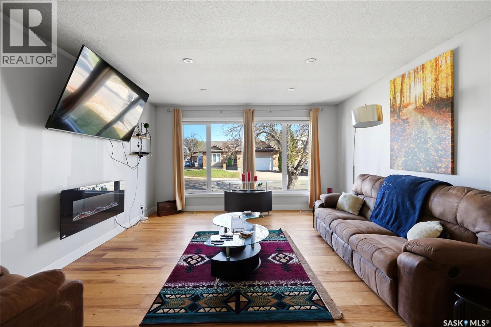 2258 Newis BAY E, Regina — photo 5