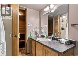 430 Kingsmere Boulevard, Saskatoon, SK S7J3V1 Photo 22