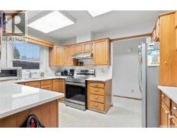Family room - 430 Kingsmere Boulevard, Saskatoon, SK S7J3V1 Photo 8