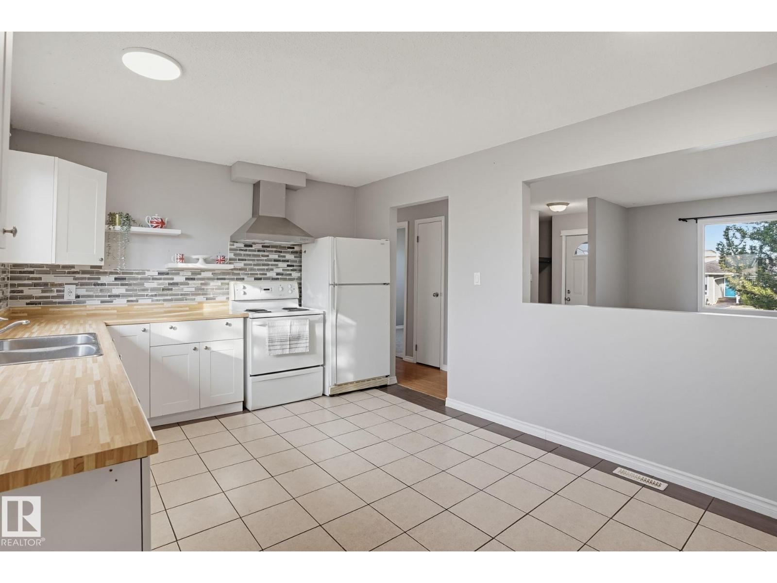 64 WINCHESTER AV, Spruce Grove — photo 12
