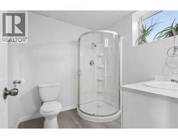 209 2 Street N, Picture Butte, AB T0K1V0 Photo 24