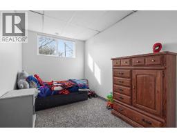 209 2 Street N, Picture Butte, AB T0K1V0 Photo 20