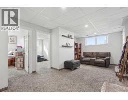 209 2 Street N, Picture Butte, AB T0K1V0 Photo 18