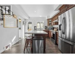 3pc Bathroom - 209 2 Street N, Picture Butte, AB T0K1V0 Photo 6