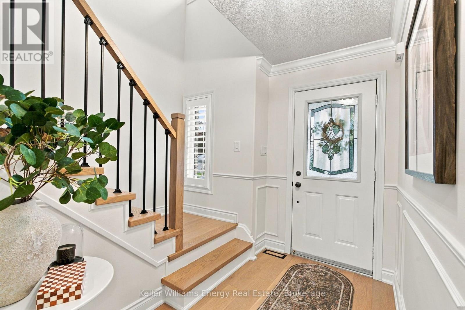 43 Lunney Crescent, Clarington, ON photo 3