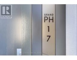 Gph17 - 50 Mccaul Street, Toronto, ON M5T1V9 Photo 8