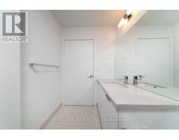 1509 - 8 Eglinton Avenue E, Toronto, ON M4P0C1 Photo 11