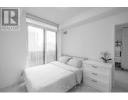 1509 - 8 Eglinton Avenue E, Toronto, ON M4P0C1 Photo 13