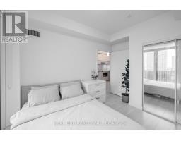 1509 - 8 Eglinton Avenue E, Toronto, ON M4P0C1 Photo 14
