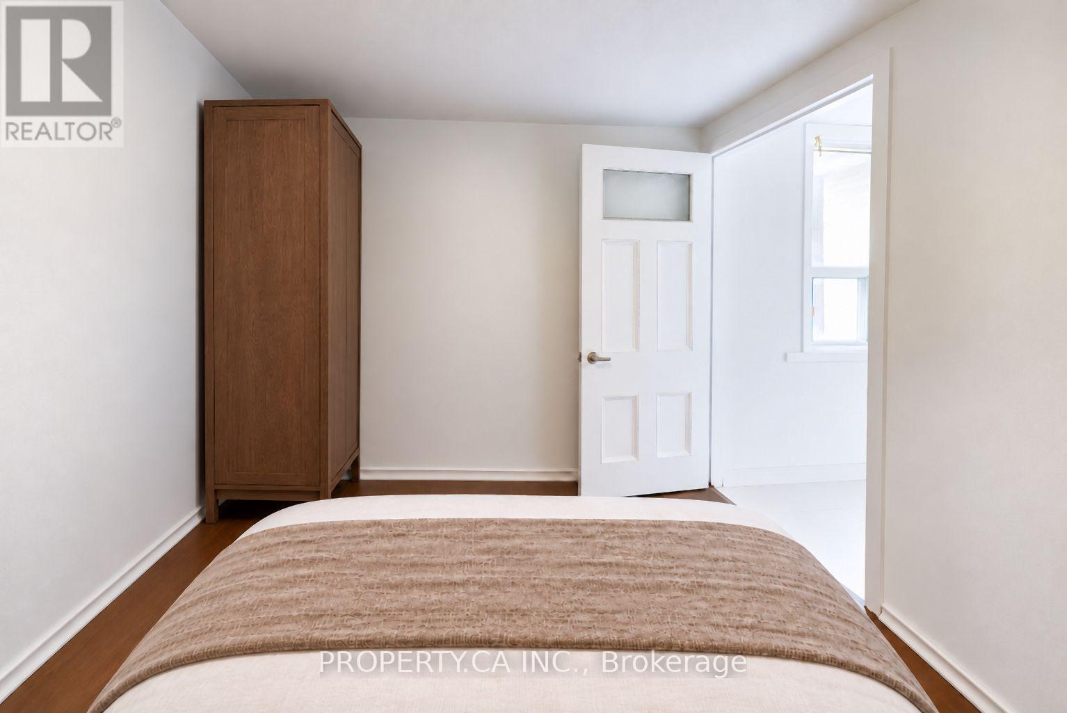 3 Clinton Place, Toronto, ON photo 30