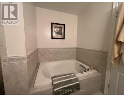 13 Enderly Street, Ajax, ON L1S0C1 Photo 12