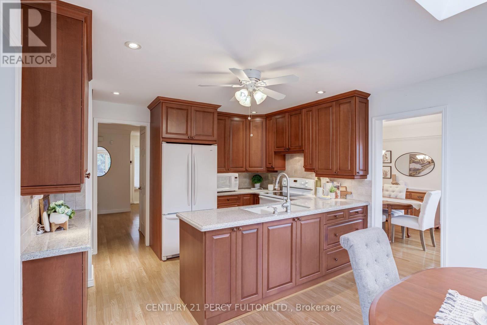 1204 Bramblewood Court, Pickering, ON photo 16